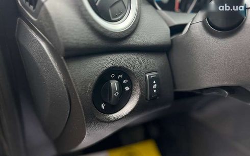 Ford Fiesta 2013 - фото 12