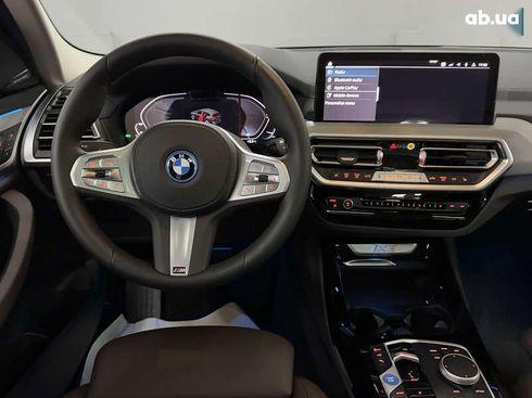 BMW iX3 2024 - фото 20