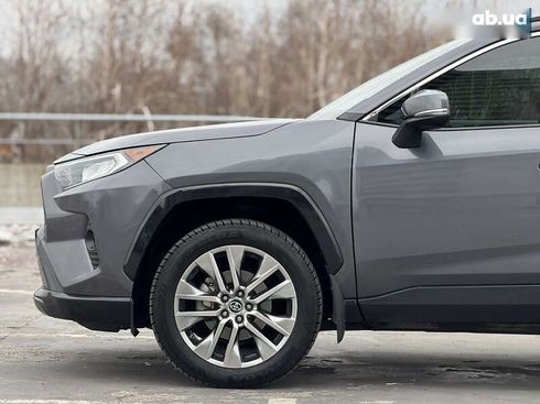 Toyota RAV4 2019 - фото 21