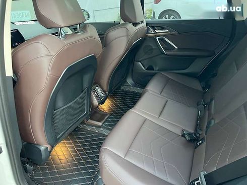 BMW iX1 2023 - фото 10