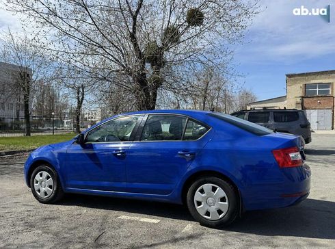 Skoda Octavia 2020 - фото 12