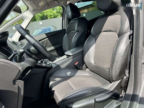Renault Scenic 2017 - фото 30