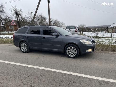 Skoda Octavia 2012 серебристый - фото 8