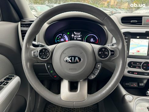 Kia Soul 2017 серый - фото 25