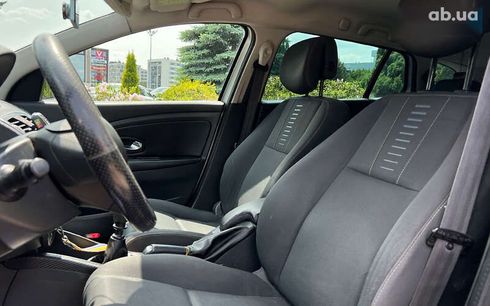 Renault Megane 2011 - фото 13
