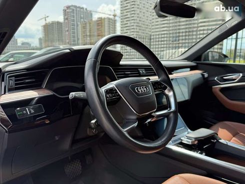 Audi E-Tron 2019 - фото 16