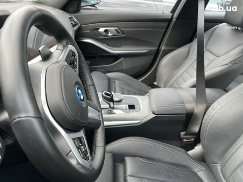 BMW 3 серия 2022 - фото 11