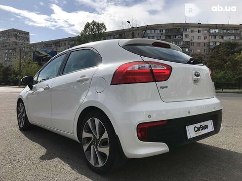 Kia Rio 2016 - фото 9