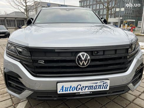 Volkswagen Touareg R 2021 - фото 3