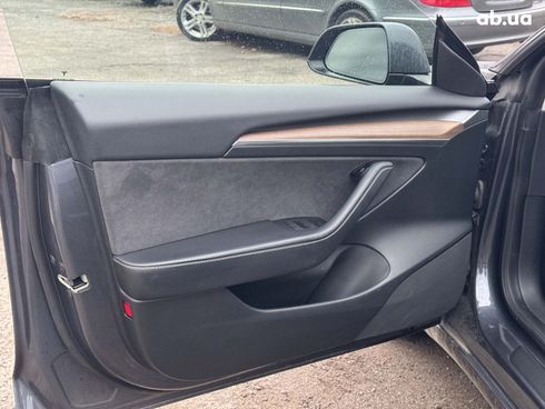 Tesla Model 3 2023 серый - фото 14