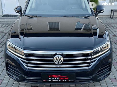 Volkswagen Touareg 2018 - фото 11