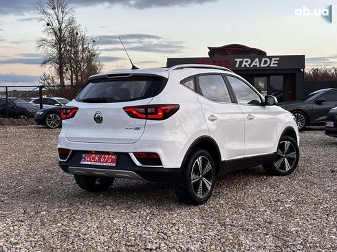 MG ZS EV 2021 - фото 12