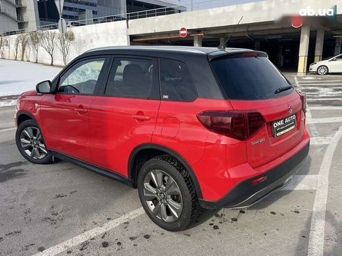 Suzuki Vitara 2019 - фото 11