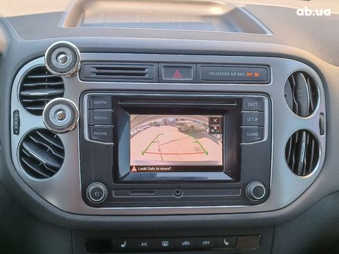 Volkswagen Tiguan 2016 белый - фото 29