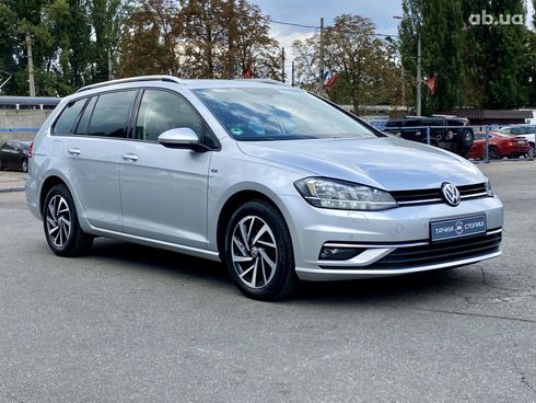 Volkswagen Golf 2018 серебристый - фото 3