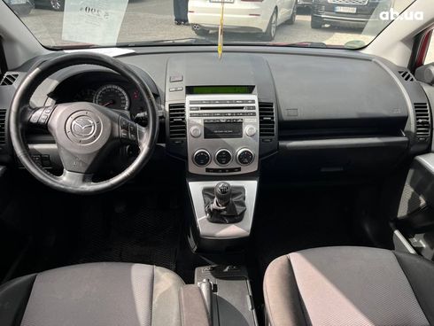 Mazda 5 2006 красный - фото 23
