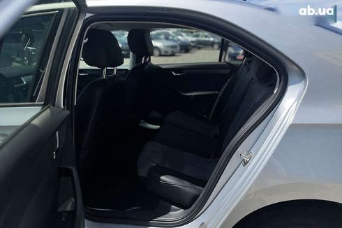 Skoda Rapid 2013 - фото 15