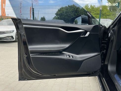 Tesla Model S 2018 - фото 23