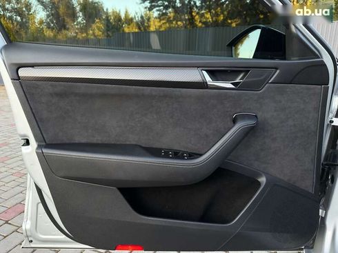 Skoda Superb 2021 - фото 28