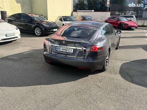 Tesla Model S 2018 - фото 11