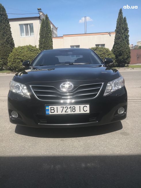 Toyota Camry 2010 черный - фото 14