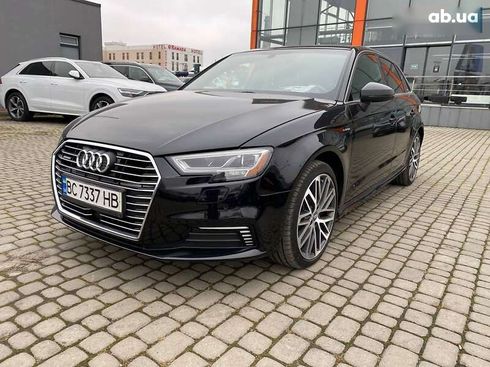 Audi A3 2018 - фото 4