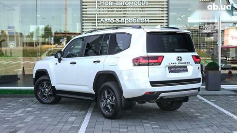 Toyota Land Cruiser 2023 - фото 2