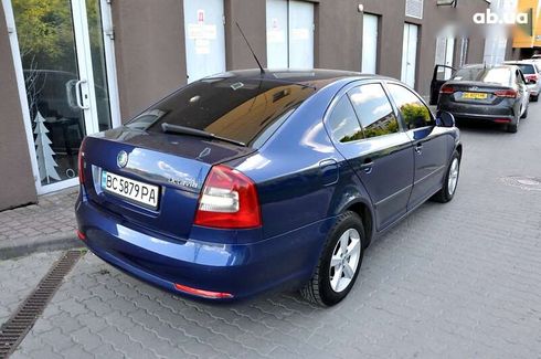 Skoda Octavia 2010 - фото 8
