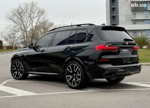BMW X7 2022 - фото 10