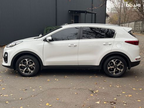 Kia Sportage 2018 белый - фото 8