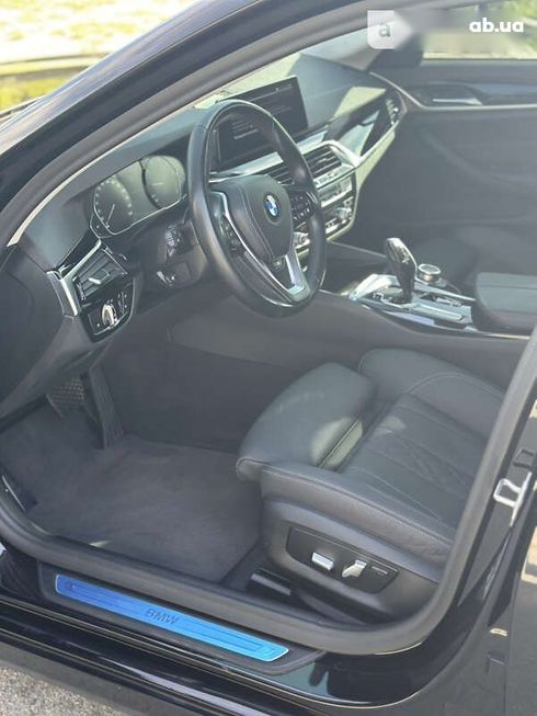 BMW 5 серия 2020 - фото 11