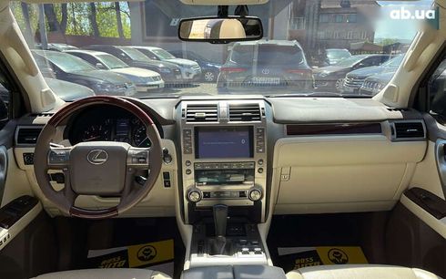 Lexus GX 2013 - фото 20