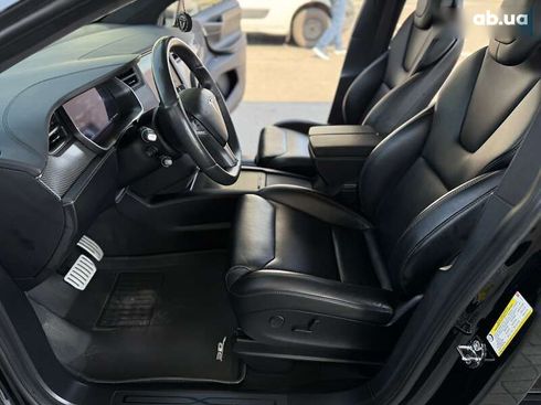 Tesla Model X 2019 - фото 16