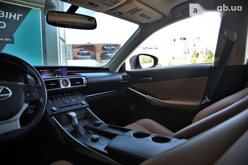 Lexus IS 2015 - фото 14