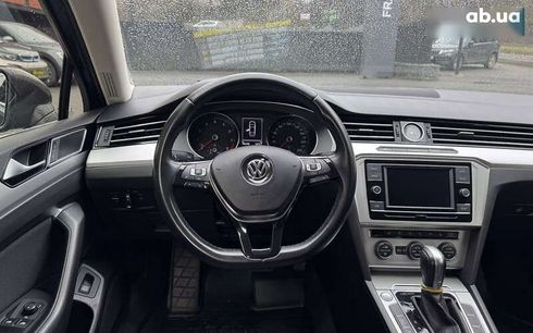 Volkswagen Passat 2017 - фото 10