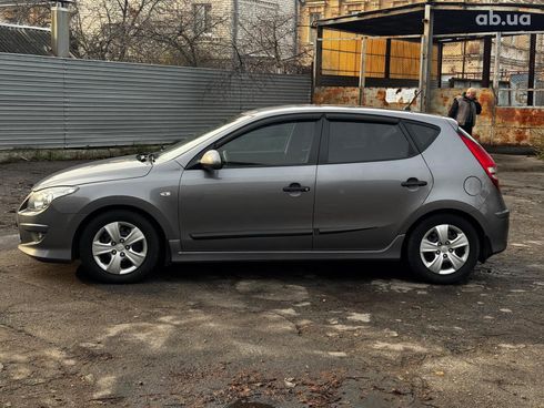 Hyundai i30 2011 серый - фото 8