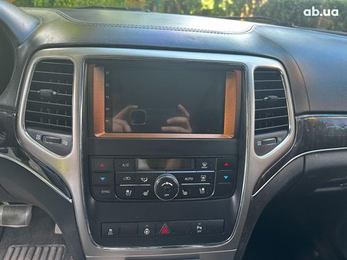 Jeep Grand Cherokee 2012 черный - фото 14