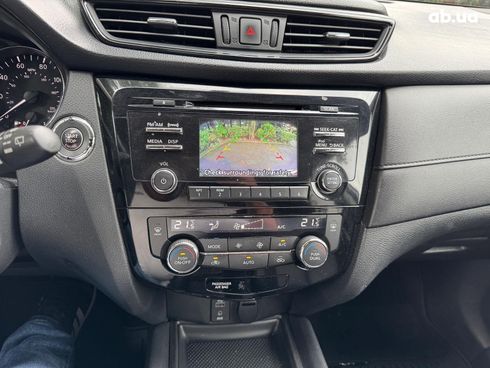 Nissan Rogue 2017 серый - фото 17