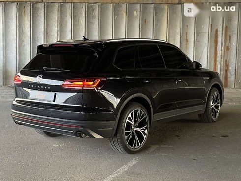 Volkswagen Touareg 2020 - фото 8