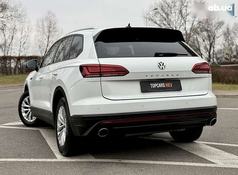 Volkswagen Touareg 2020 - фото 9