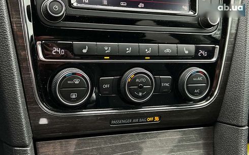 Volkswagen Passat 2017 - фото 20