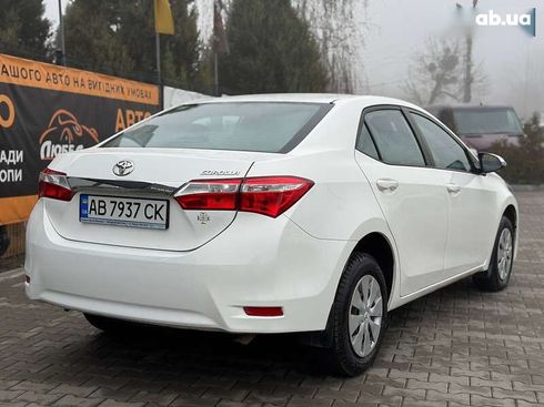 Toyota Corolla 2017 - фото 7