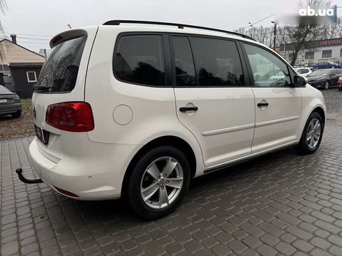 Volkswagen Touran 2011 - фото 20