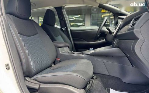 Nissan Leaf 2022 - фото 14
