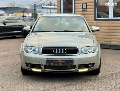 Audi A4 2004 - фото 6