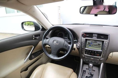Lexus IS 2010 - фото 11