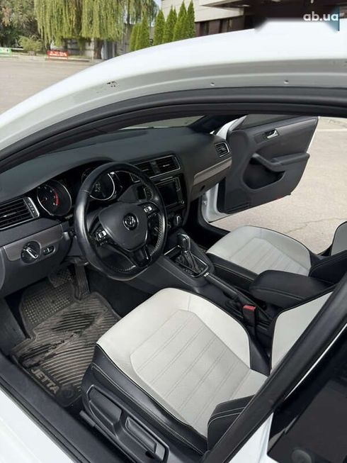 Volkswagen Jetta 2016 - фото 15