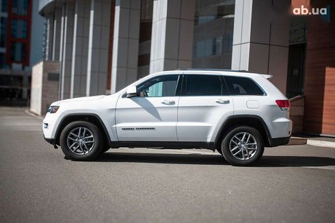 Jeep Grand Cherokee 2017 - фото 8