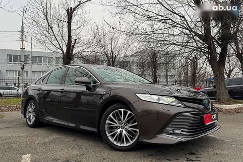 Toyota Camry 2019 - фото 21