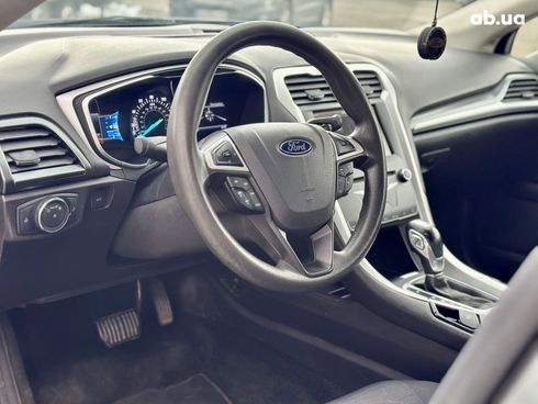 Ford Fusion 2016 серый - фото 10